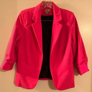 Woman’s hot pink Worthington suit jacket size medium